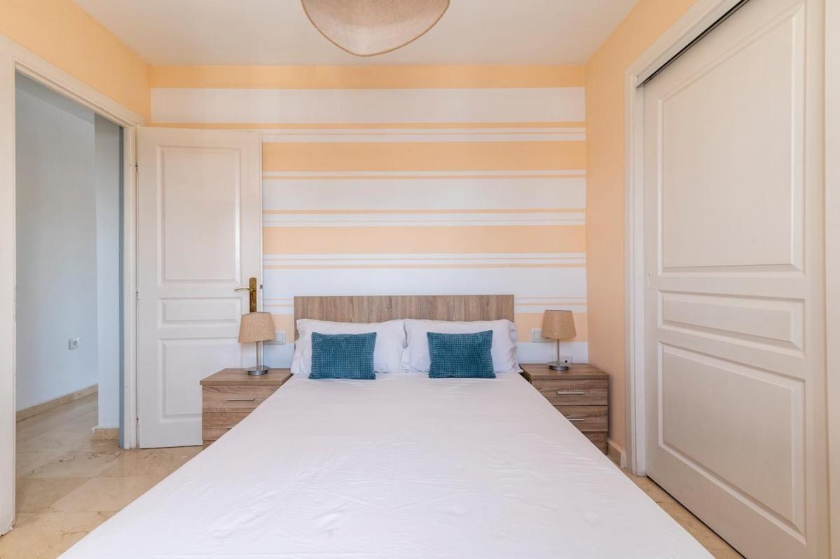 Apartamento Nuevo!!! Recién reformado con piscina y parking Caleta de Fuste Exterior foto